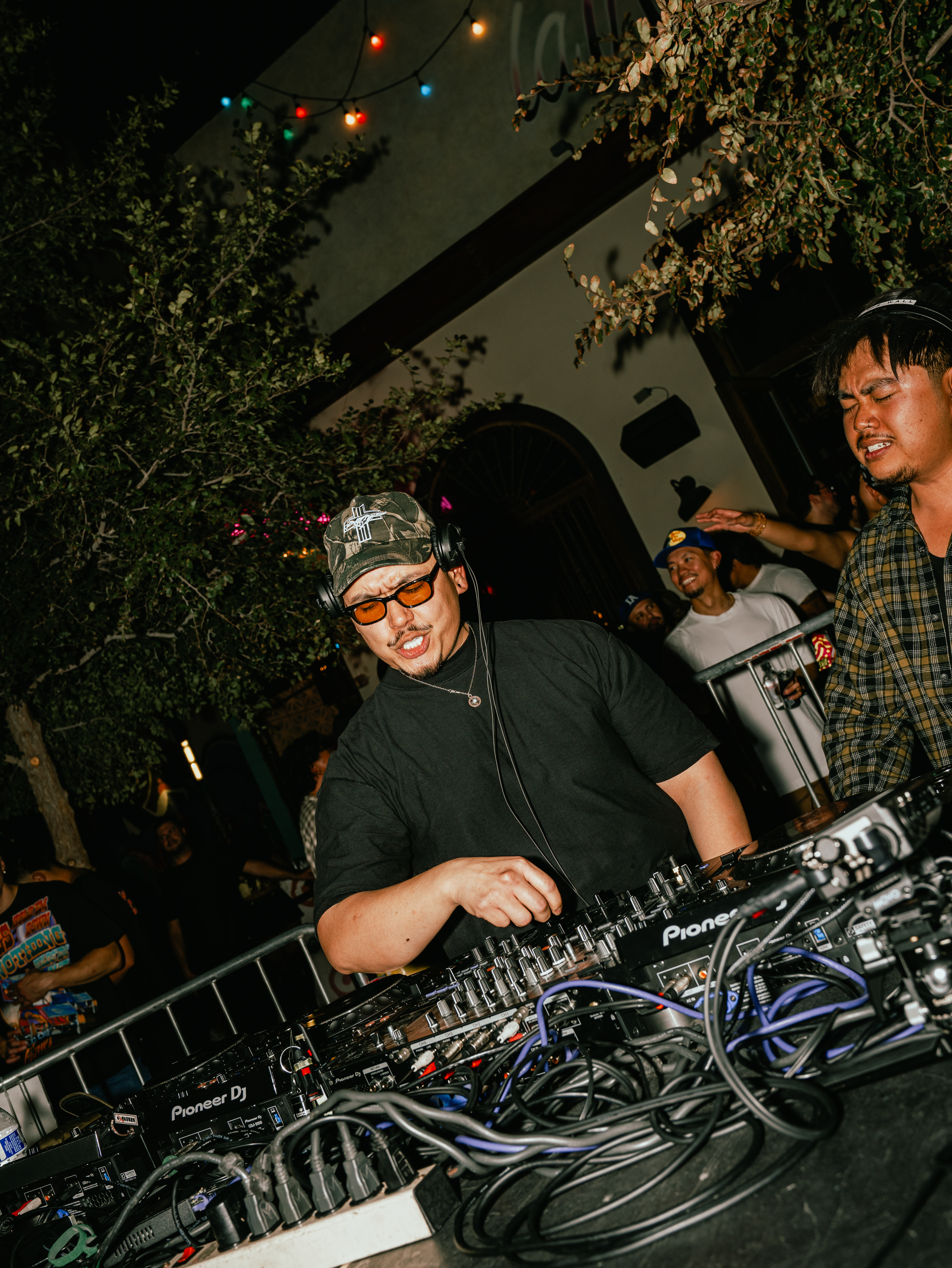 Friends & Family x Mood Swings x Breakfast For Dinner Presents: The SOSUPERSAM Block Party