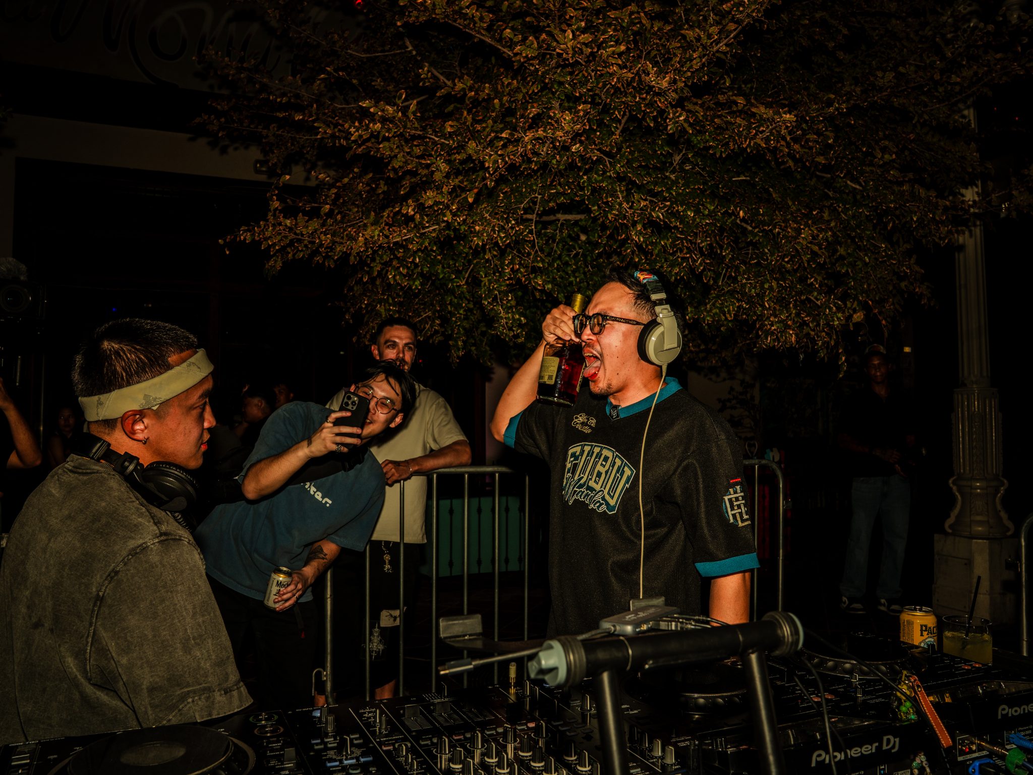 Friends & Family + Mood Swings + Bunker Present RCADE + OLEA Block Party